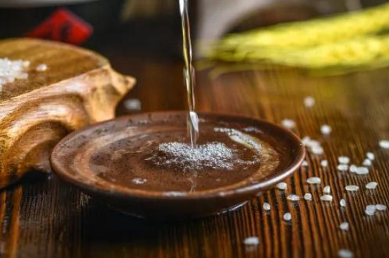 醫(yī)用酒精和食用酒精的區(qū)別是什么？